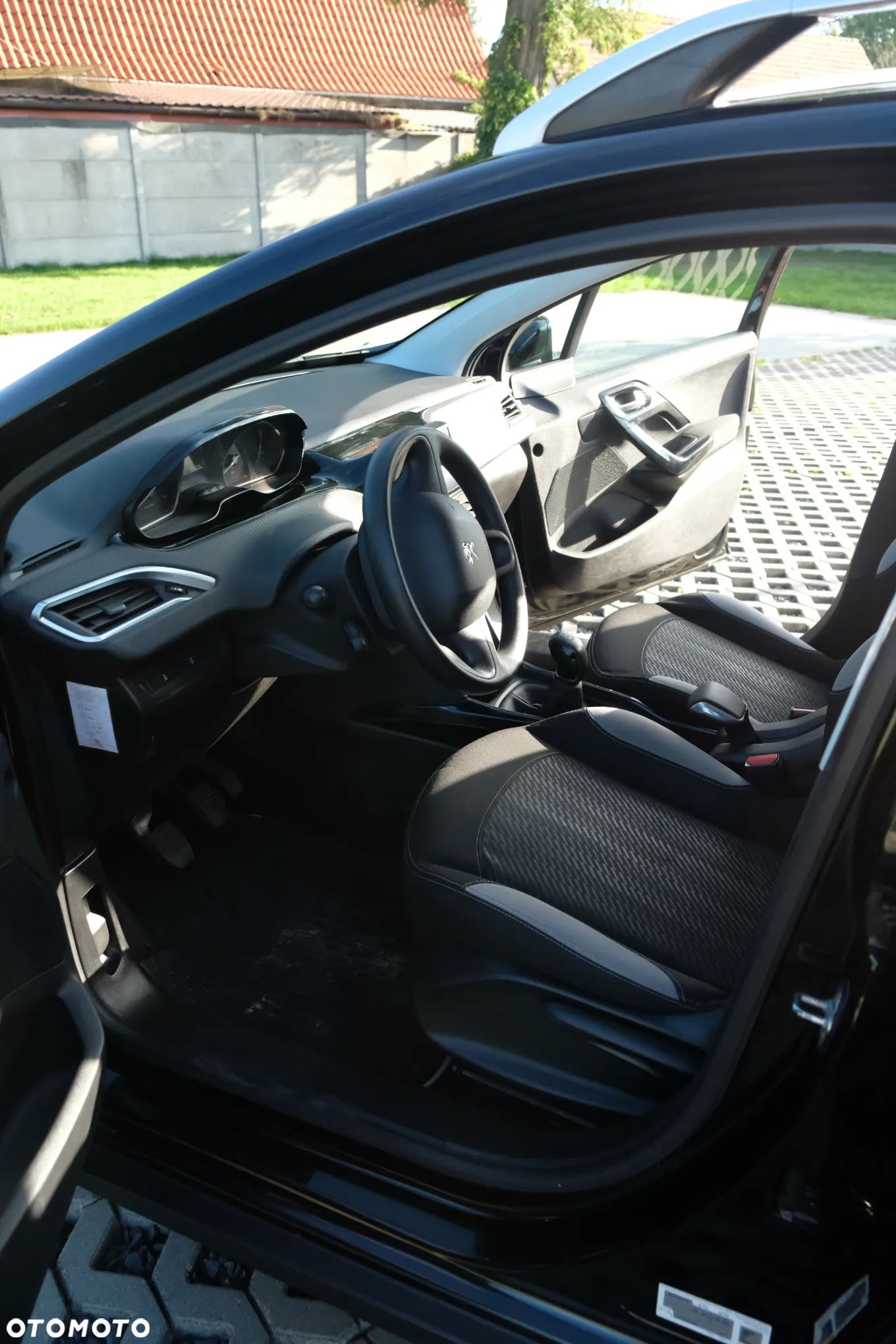 Peugeot 2008 1.6 BlueHDi Active - 11
