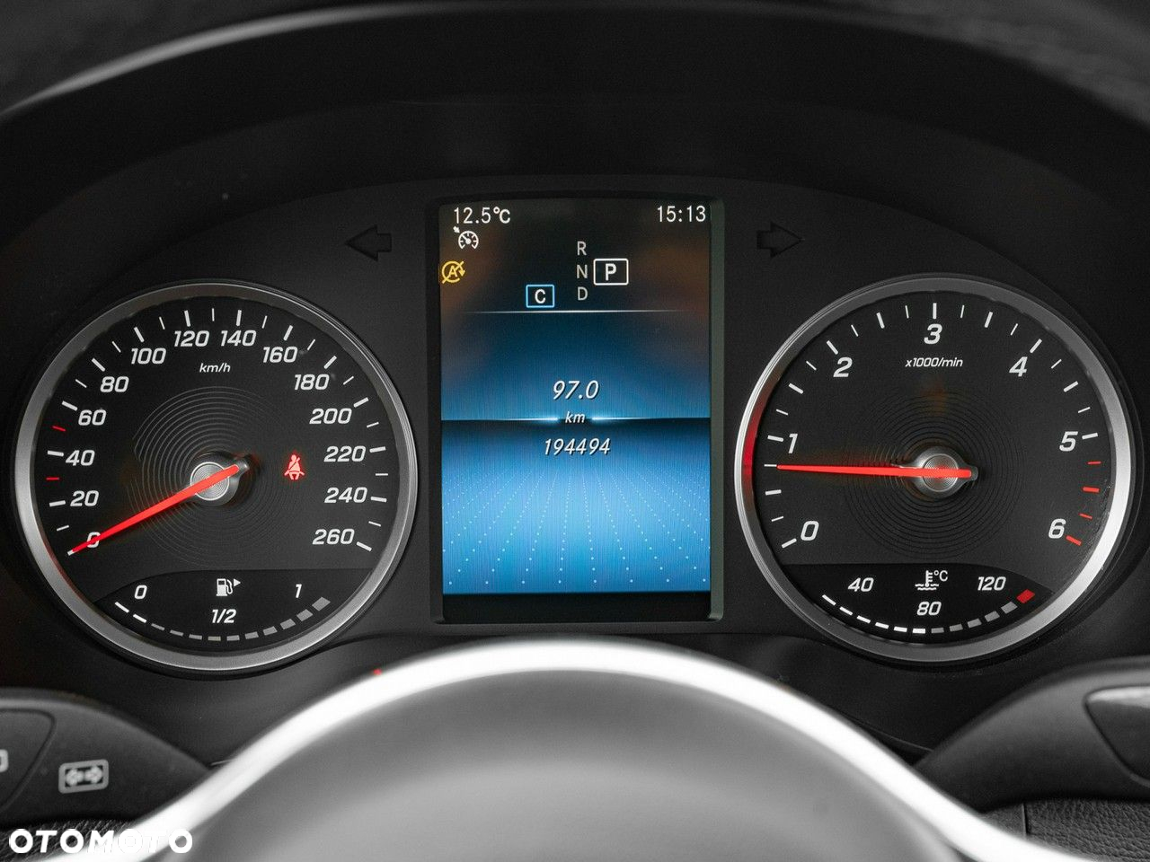 Mercedes-Benz GLC 200 d - 16