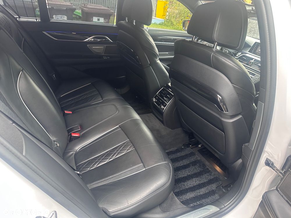 BMW Seria 7 730d xDrive - 7
