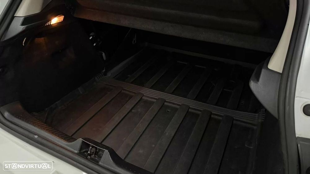 Renault Clio 1.5 dCi Dynamique S - 12