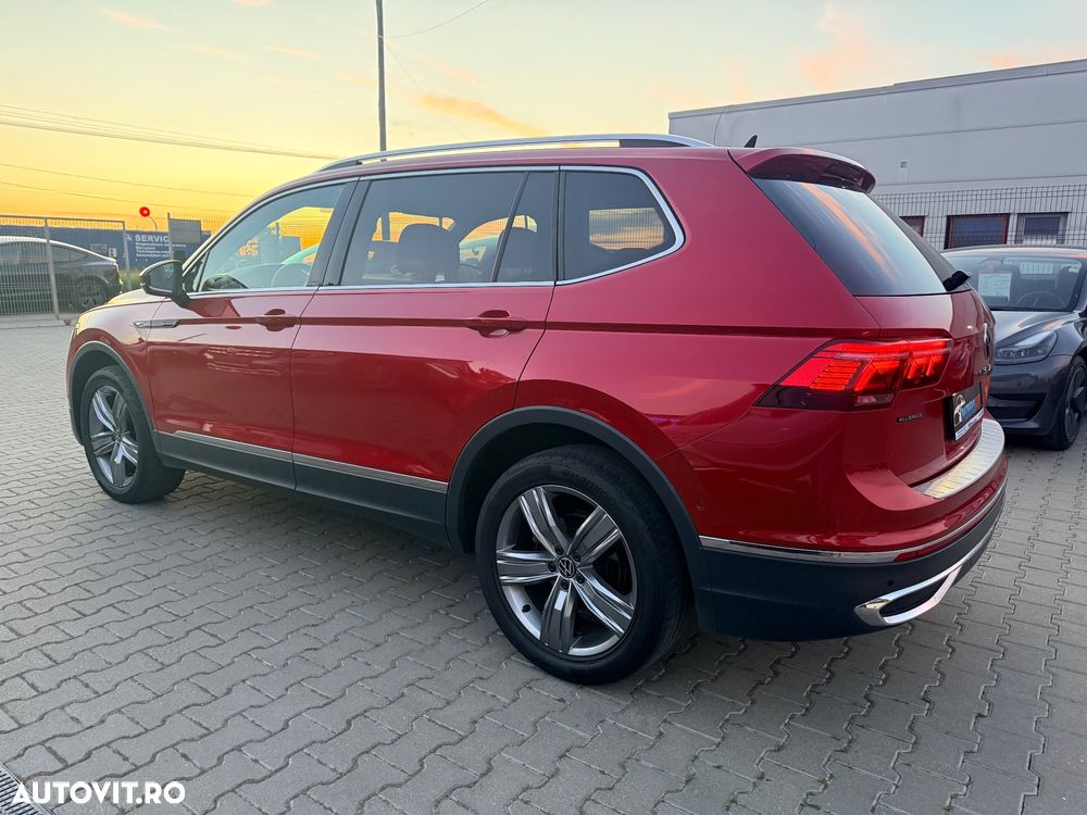 Volkswagen Tiguan - 2