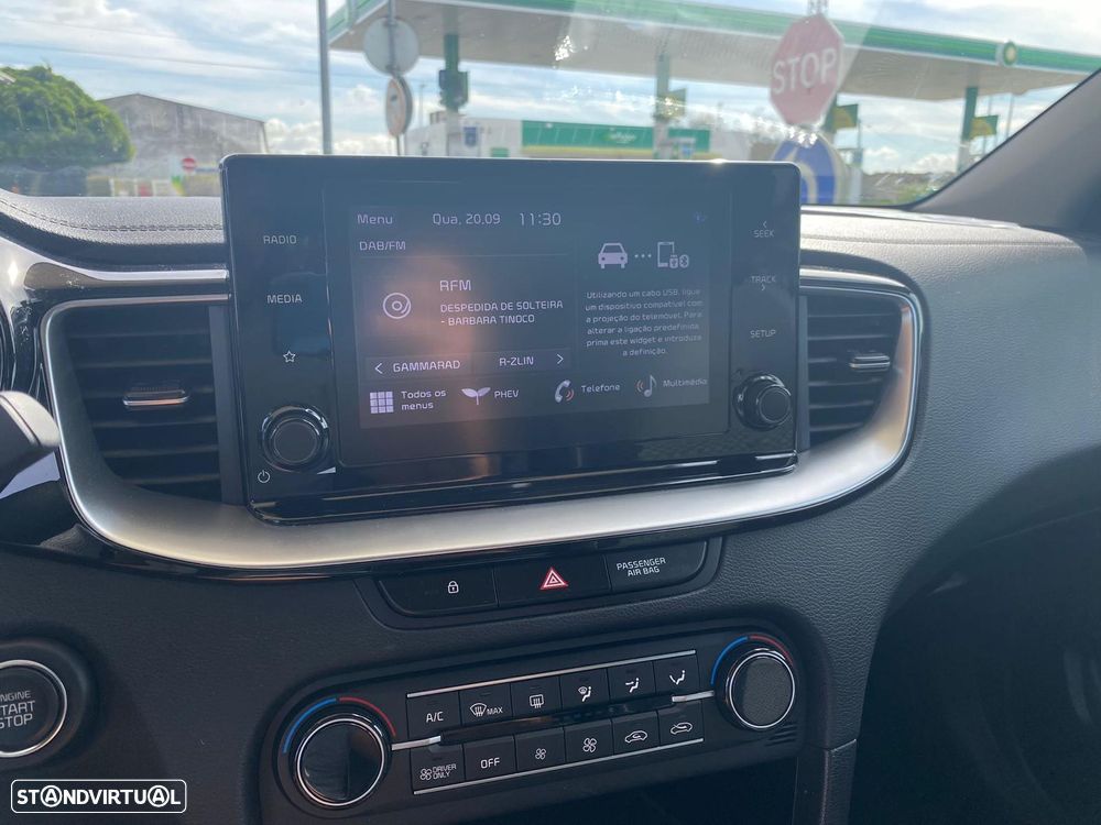 Kia XCeed - 10