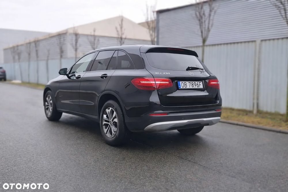 Mercedes-Benz GLC 250 4Matic 9G-TRONIC - 4