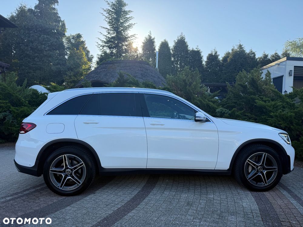 Mercedes-Benz GLC 200 4Matic 9G-TRONIC AMG Line Plus - 7