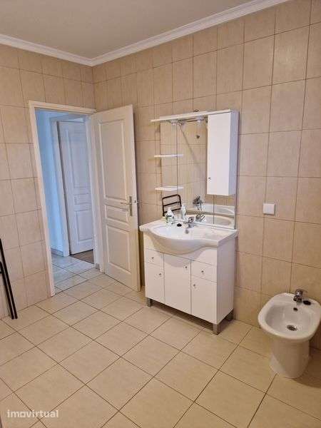 Arrendo apartamento T2 - Portomar - Mira - Grande imagem: 2/8