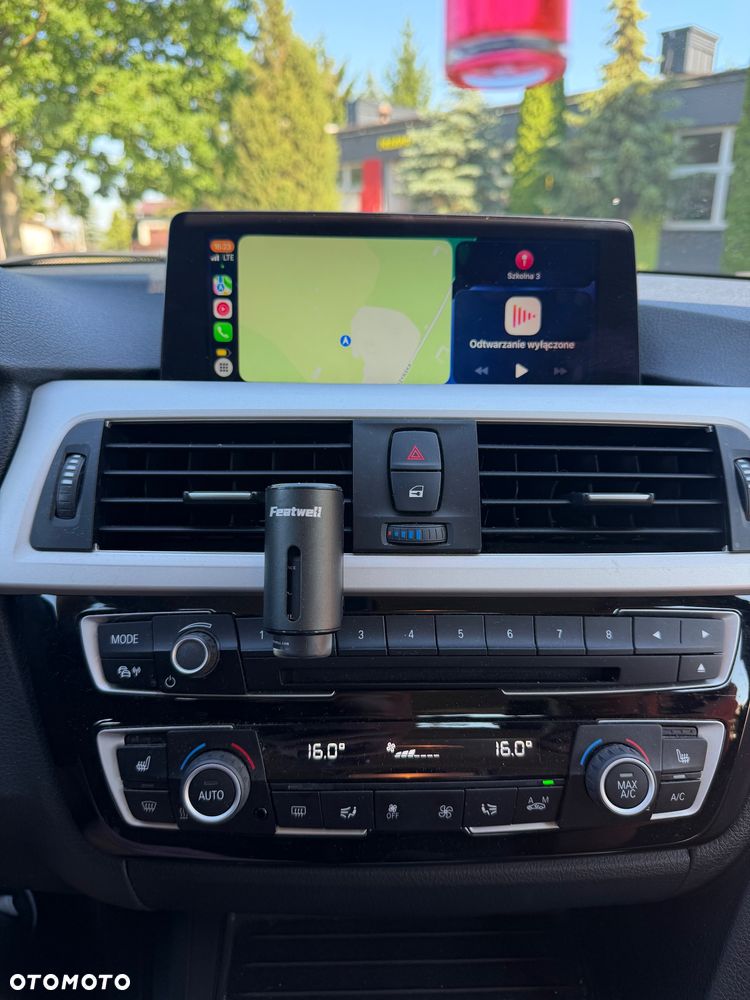 BMW Seria 3 320d Efficient Dynamics Sport Line - 17