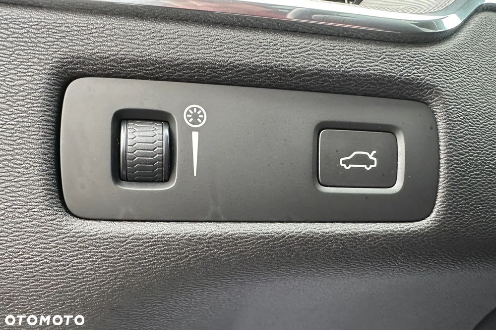 Volvo XC 60 D4 Inscription - 23