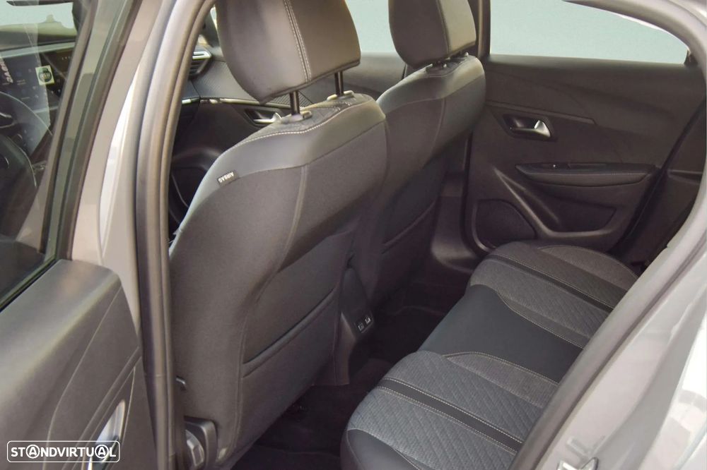 Peugeot 208 1.2 Hybrid Allure e-DCS6 - 14