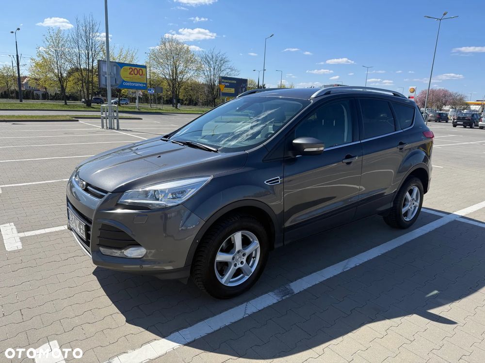 Ford Kuga - 2