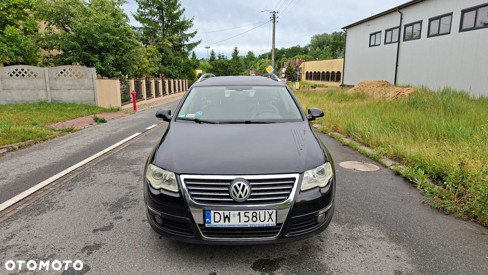Volkswagen Passat 2.0 TDI Comfortline DSG - 11
