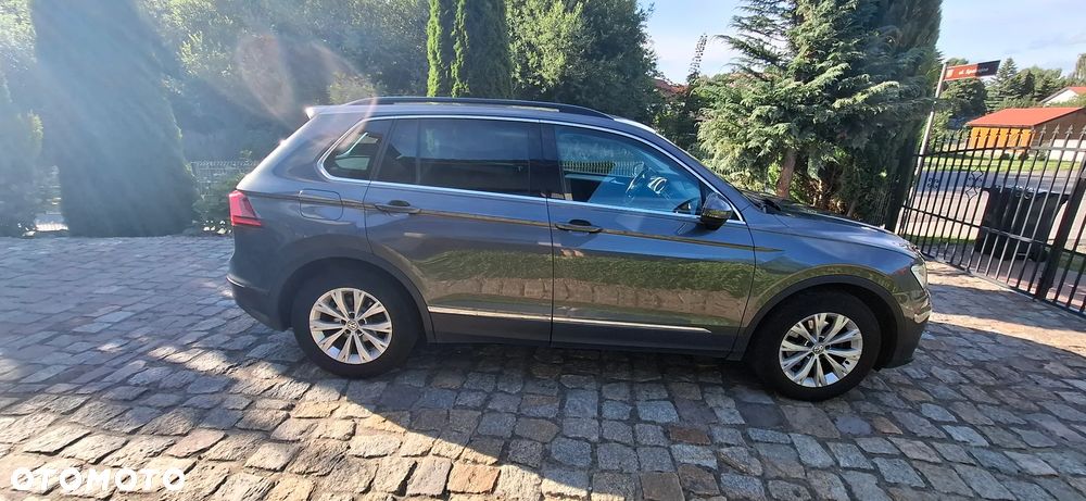 Volkswagen Tiguan - 2