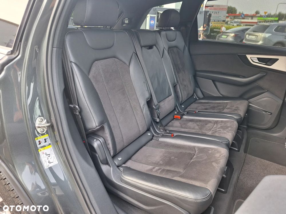 Audi SQ7 - 19