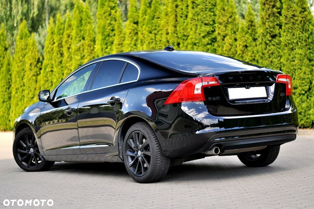 Volvo S60 D2 Drive-E Momentum - 30