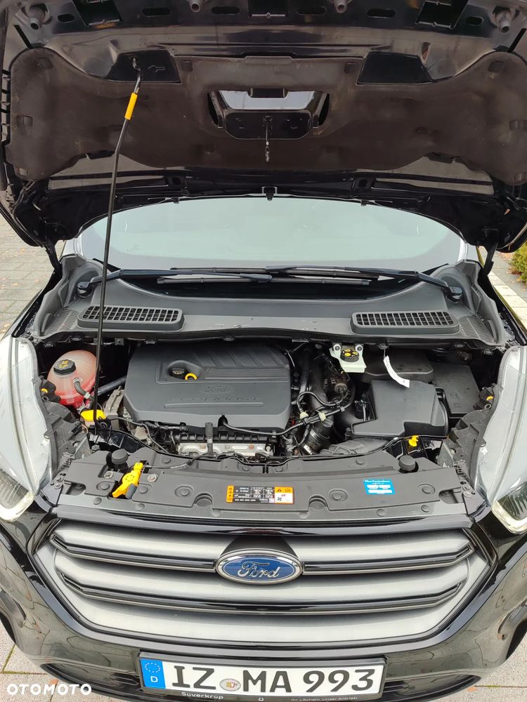 Ford Kuga 1.5 EcoBoost 2x4 ST-Line - 26