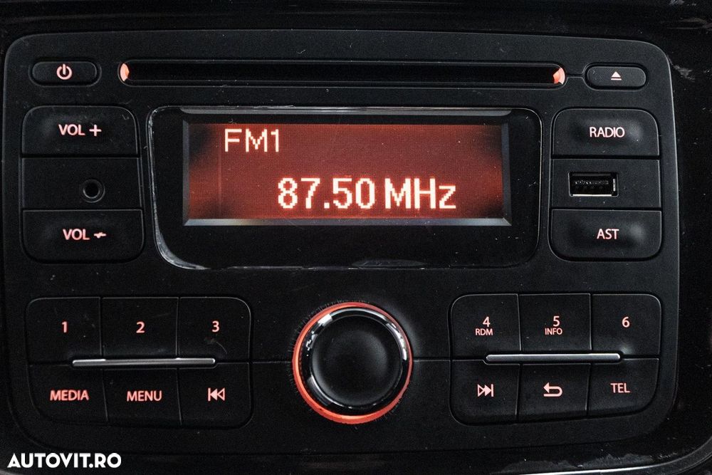 Dacia Lodgy 1.5 dCi Stepway - 33