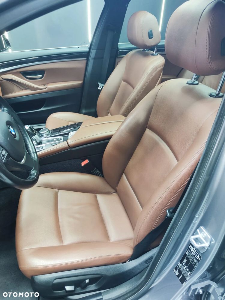 BMW Seria 5 520d Touring - 19