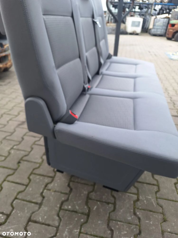 FOTEL KANAPA ŁÓŻKO TRÓJKA SKŁADANA - VW T5 MULTIVAN - 3