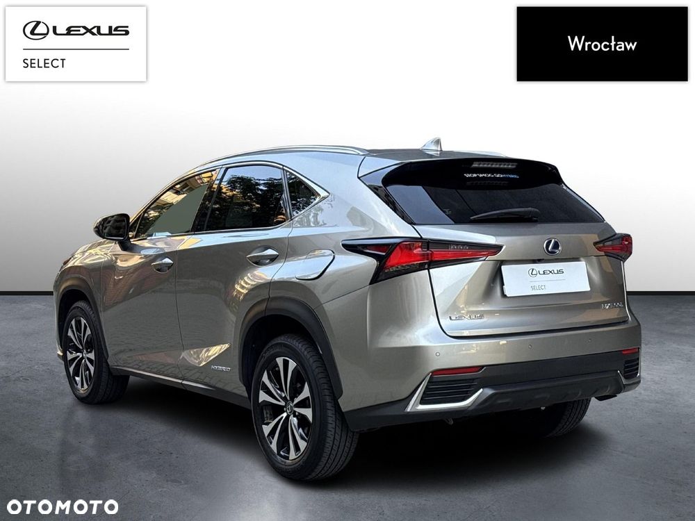 Lexus NX 300h F Impression AWD - 3
