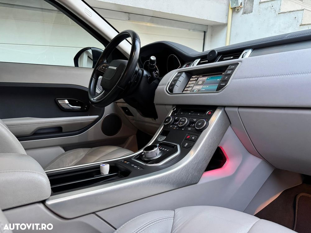 Land Rover Range Rover Evoque - 15