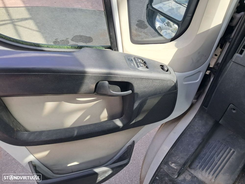 Citroën Jumper 2.0 BlueHDi 35 L3H2 - 4