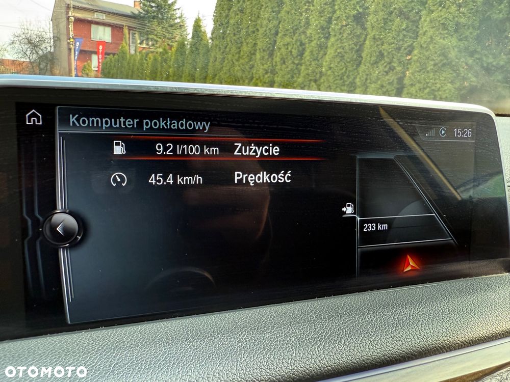 BMW Seria 7 740d xDrive - 38