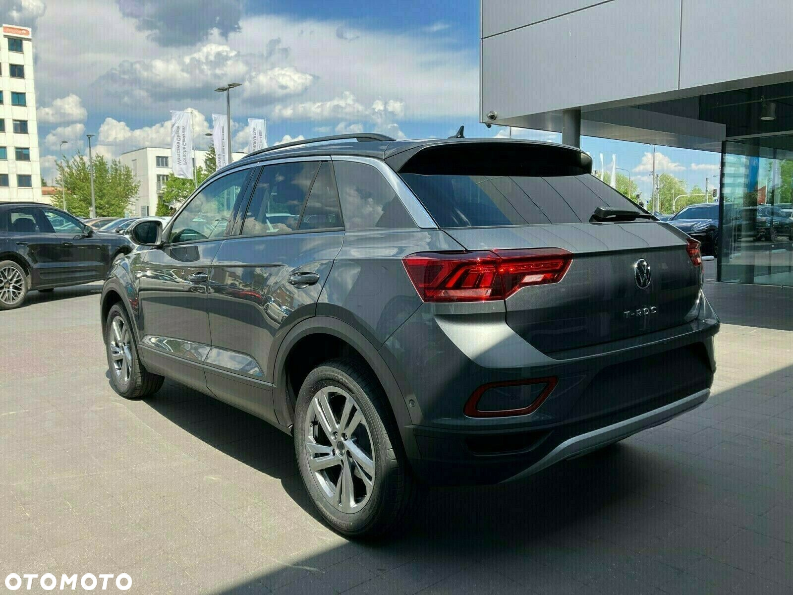 Volkswagen T-Roc - 4