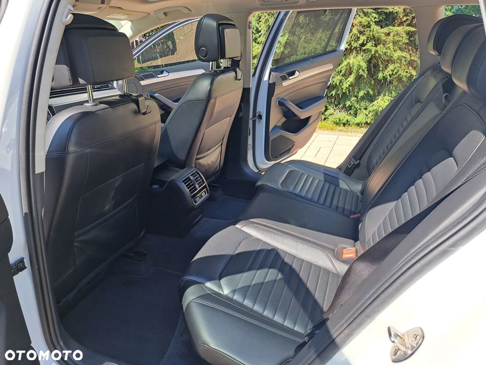 Volkswagen Passat 2.0 TDI SCR (BlueMotion Technology) DSG Highline - 22