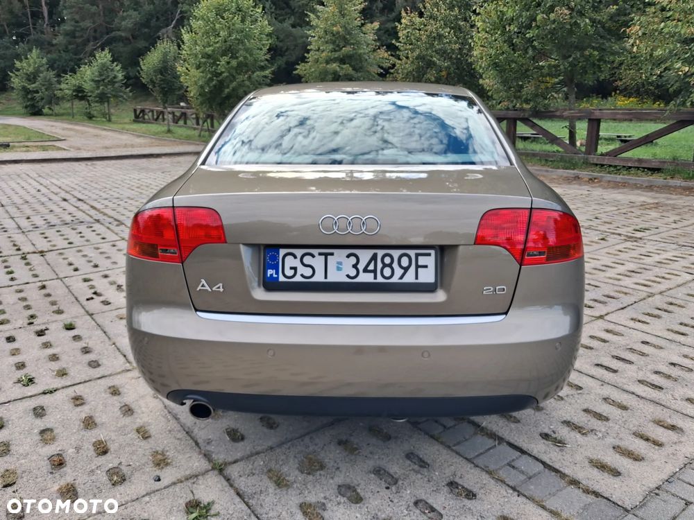 Audi A4 Limousine - 6
