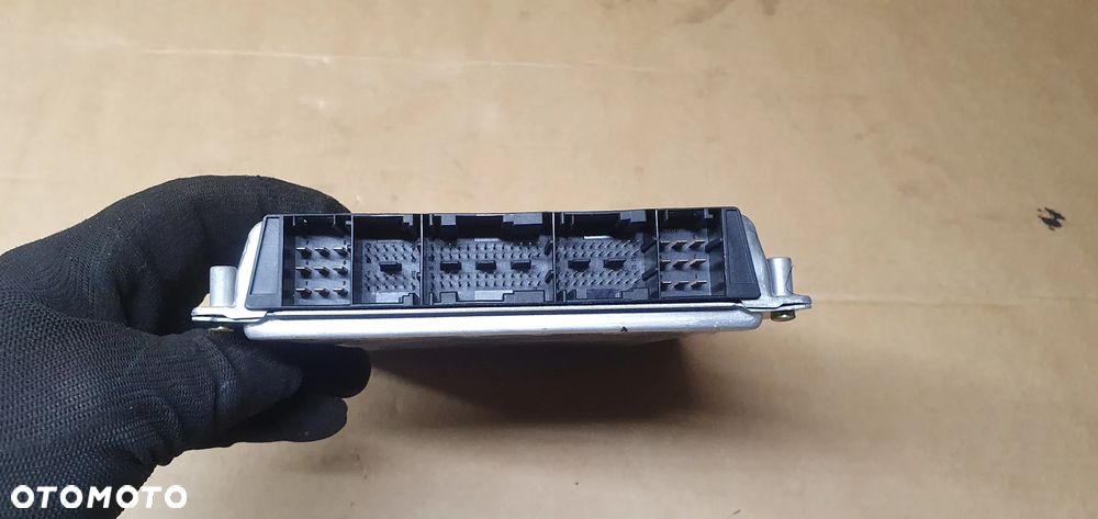 Komputer sterownik silnika Mercedes Vaneo 1.7 CDI A0285451732 - 2