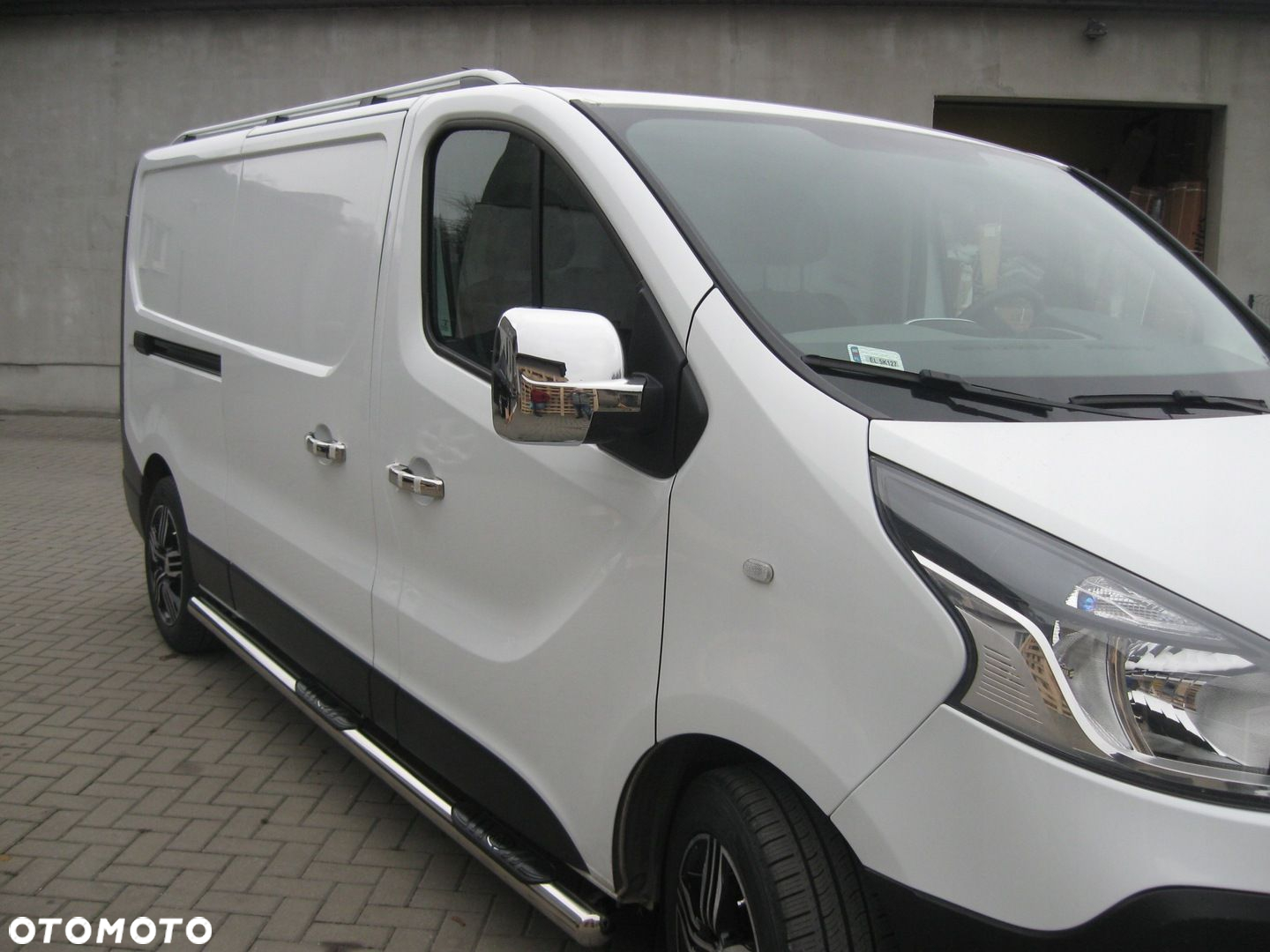 ORUROWANIE BOCZNE RURY FORD CUSTOM long 2018 - 9