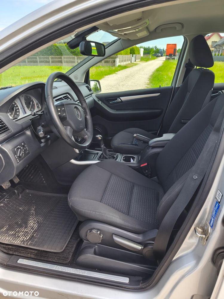 Mercedes-Benz Klasa B 160 BlueEFFICIENCY SPORT EDITION - 10