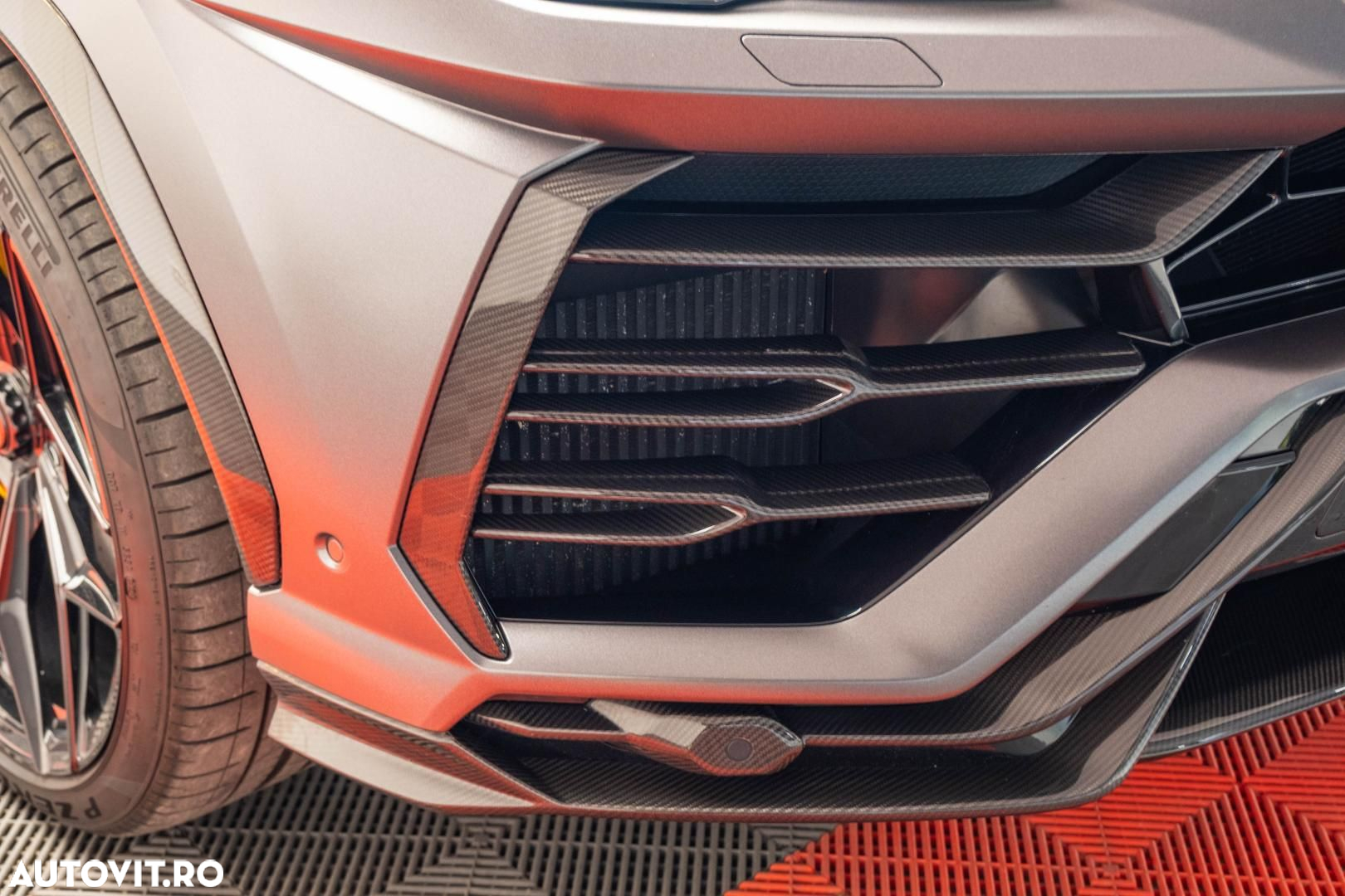 Lamborghini URUS - 26