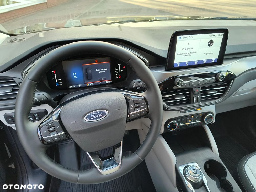 Ford Kuga - 29