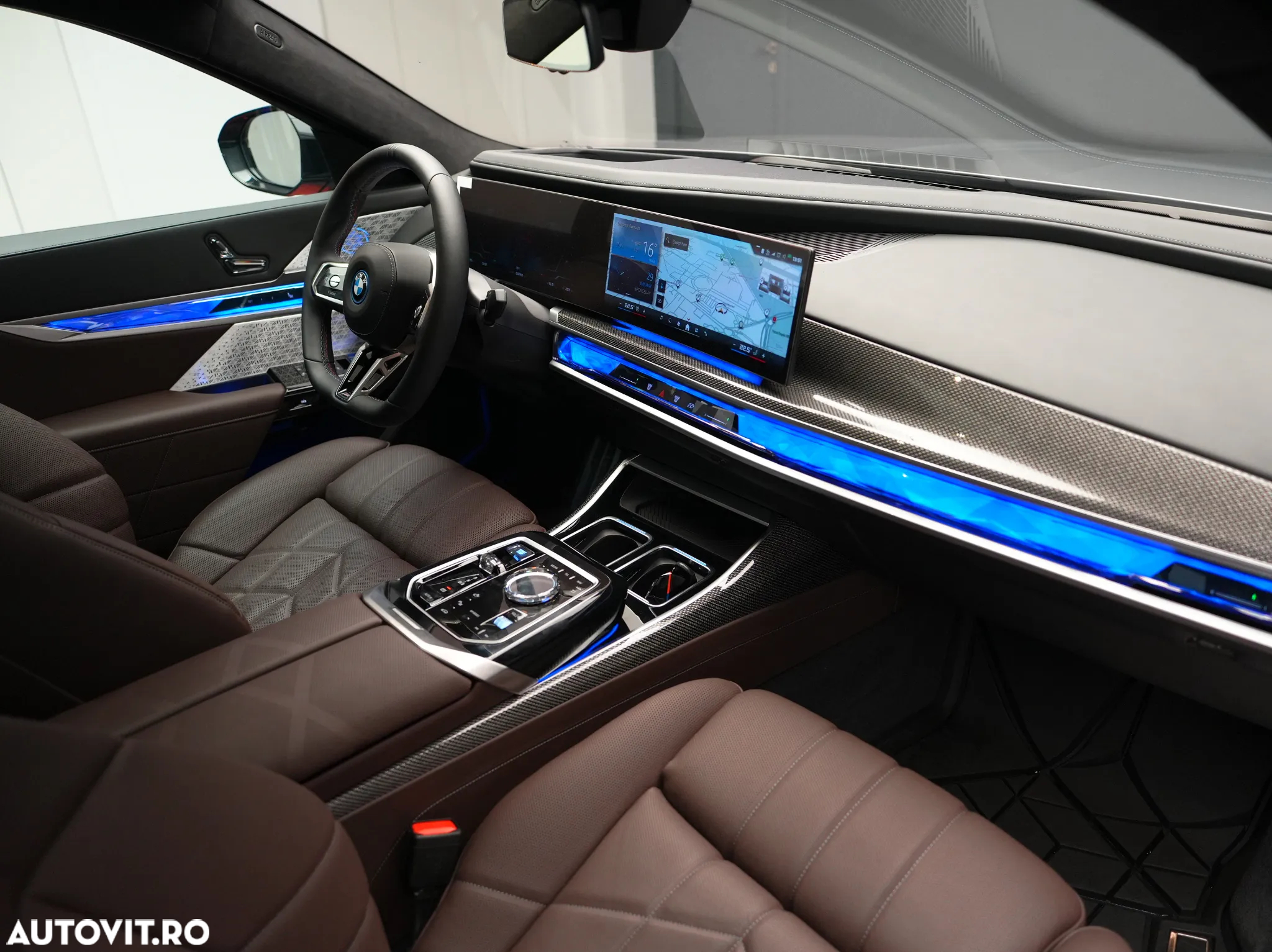 BMW i7 M70 xDrive - 31