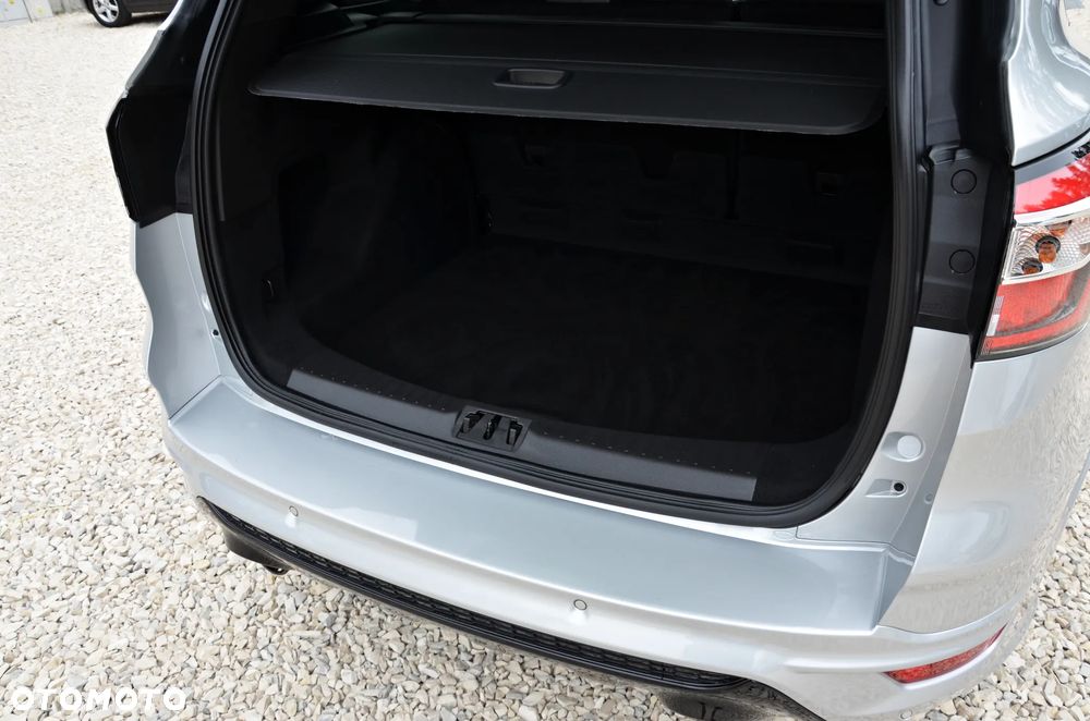 Ford Kuga - 31