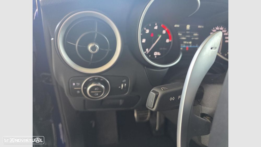 Alfa Romeo Stelvio 2.2 D Sprint Q4 AT8 — fotografia 18