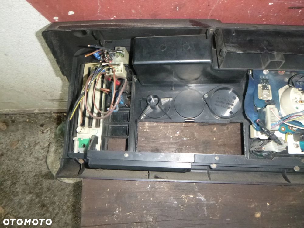 LICZNIK Z OBROTOMIERZEM VW LT I 77-95 - 8