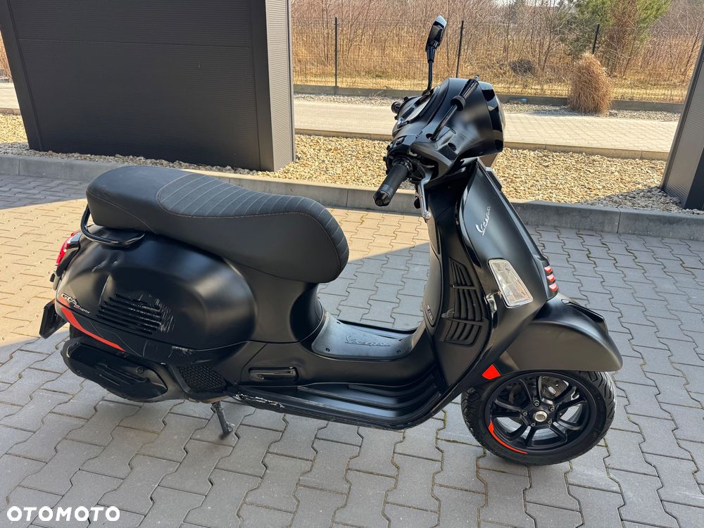Vespa GTS - 13