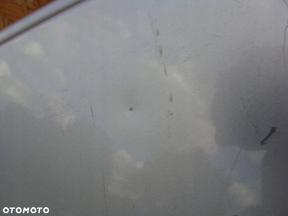 błotnik lewy dodge nitro bez rdzy !!! - 2