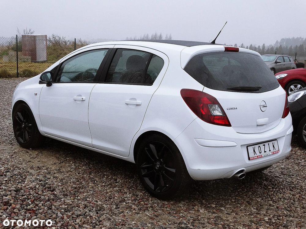 Opel Corsa 1.4 16V Color Edition - 16