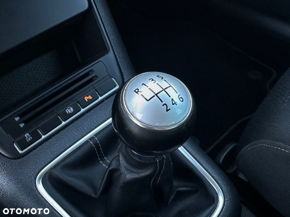 Volkswagen Golf Plus 2.0 TDI DPF Team - 24