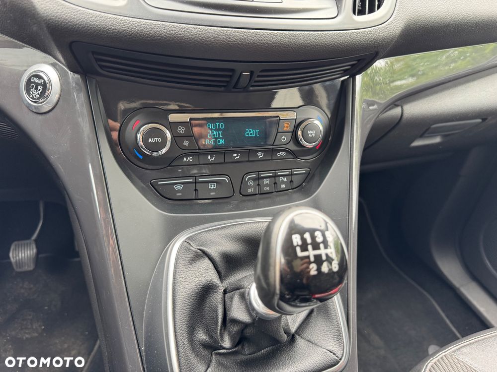 Ford Kuga 1.5 EcoBoost 2x4 Cool & Connect - 18