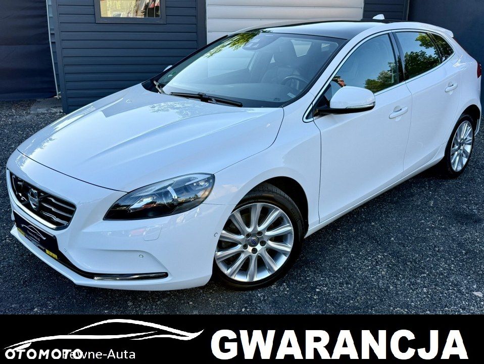 Volvo V40 T3 Summum - 1