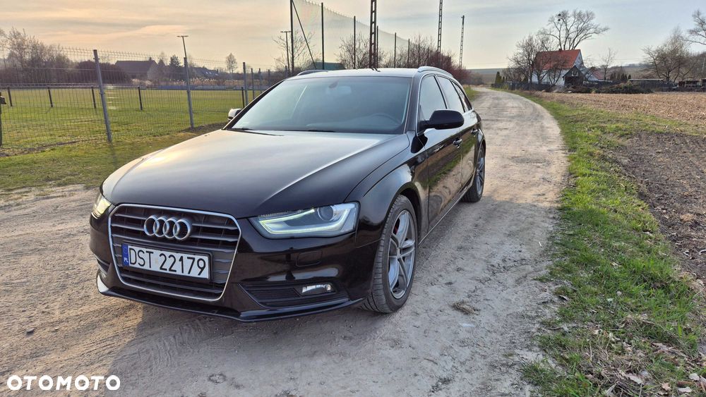 Audi A4 Avant - 1