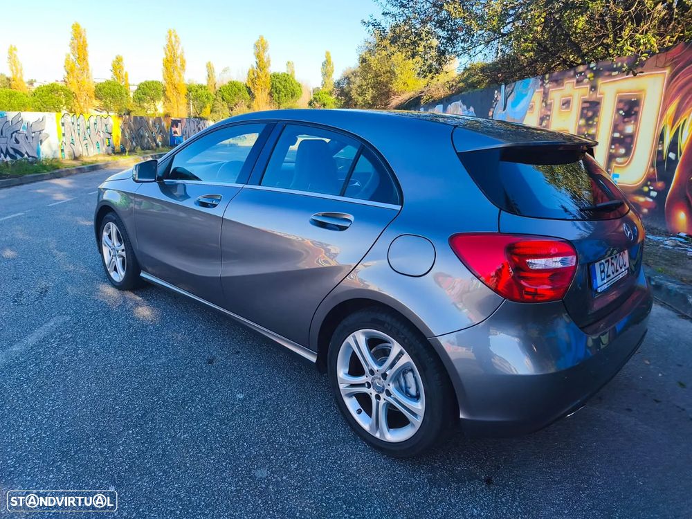 Mercedes-Benz A 180 CDI (BlueEFFICIENCY) Urban - 16