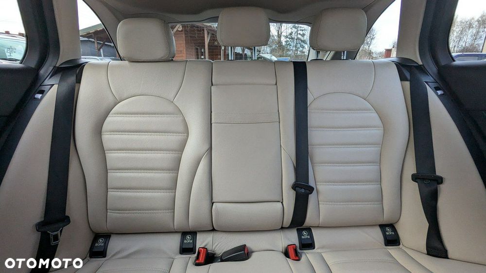 Mercedes-Benz Klasa C - 17