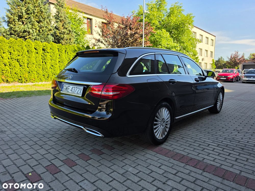 Mercedes-Benz Klasa C 180 7G-TRONIC - 3