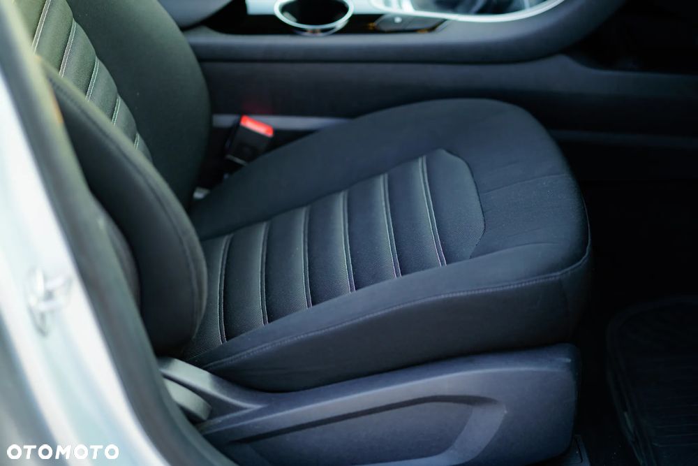 Ford Mondeo 1.5 EcoBoost Ambiente - 16