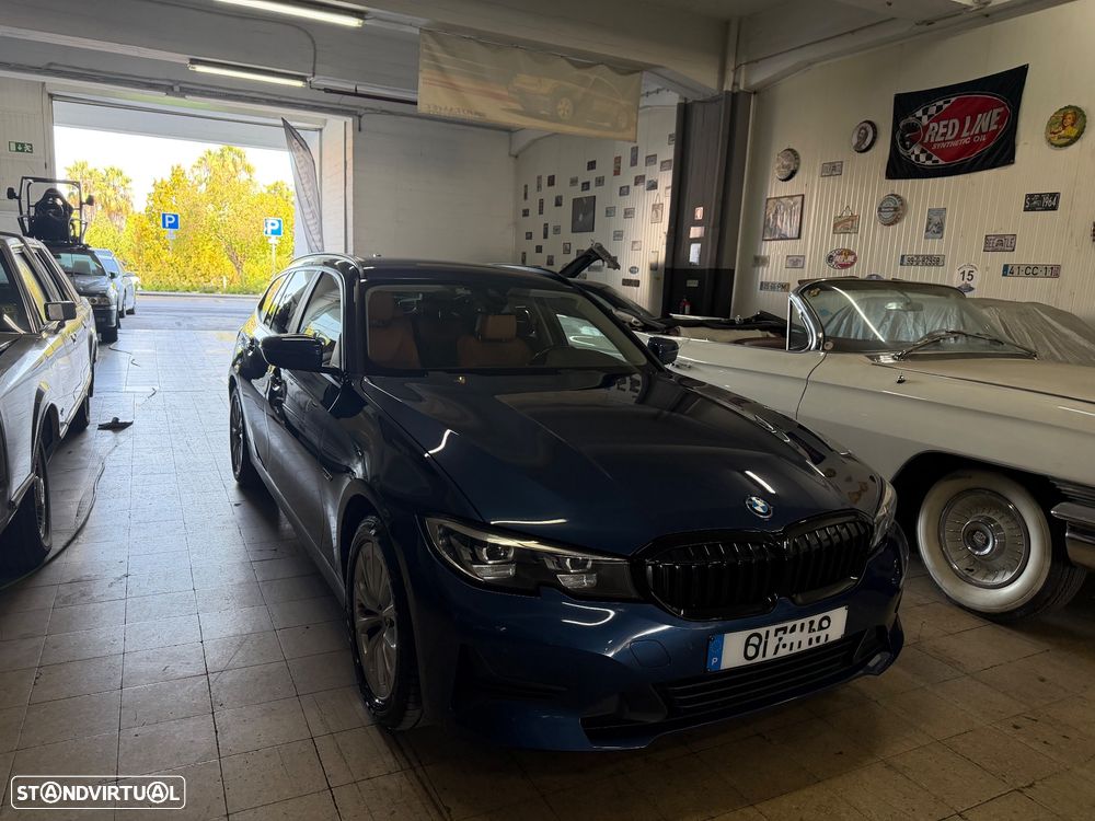BMW 330 e Auto - 1