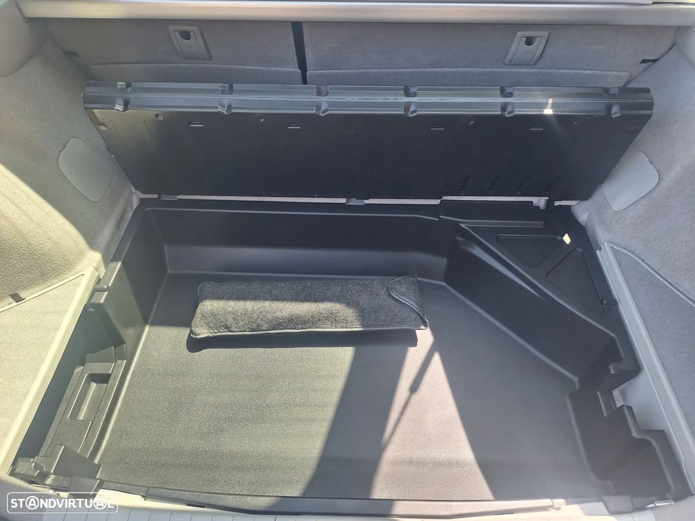 Toyota Prius 1.8 Exclusive Touch&Go - 34